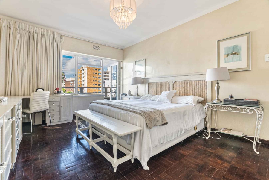 To Let 2 Bedroom Property for Rent in Sea Point Western Cape